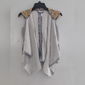 435 By Matilda Jane Gray and Tan Sleeveless Cardigan with Floral Accents